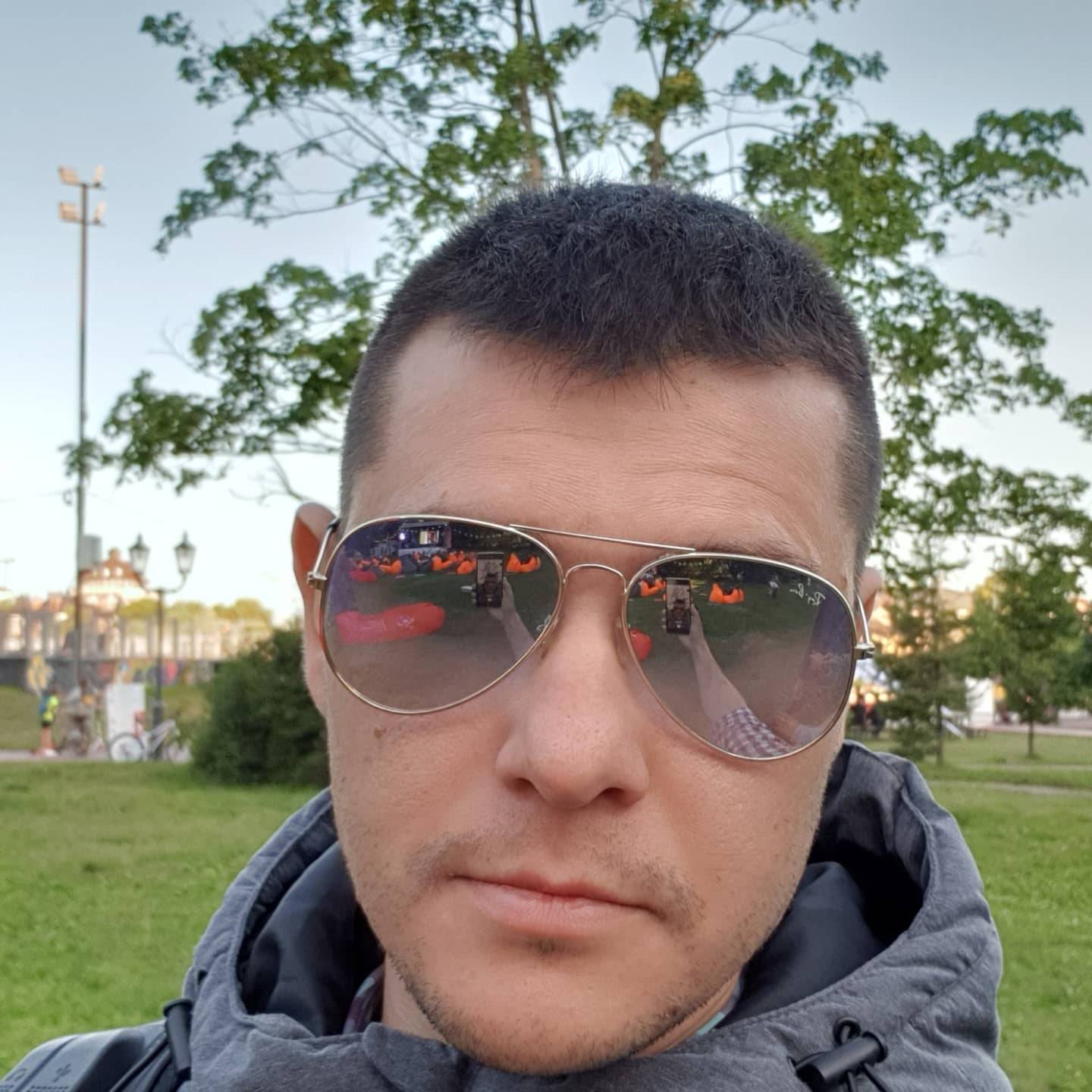 Добрыня в мире войны