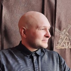 Артём Лисовенко