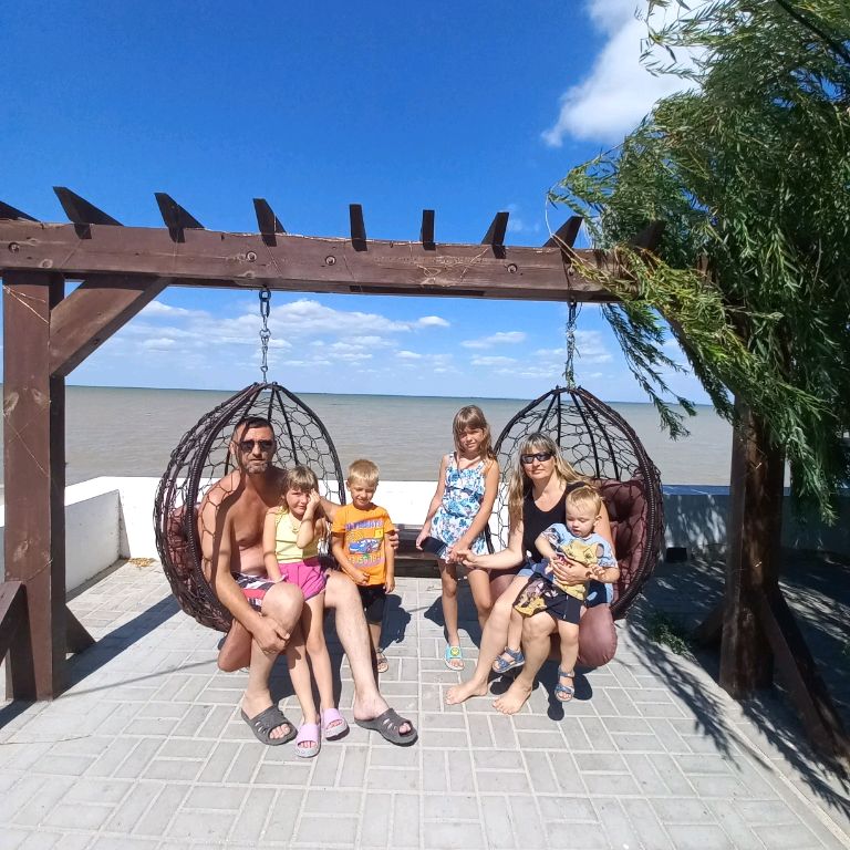 Многодетная мама Анна Чернухина