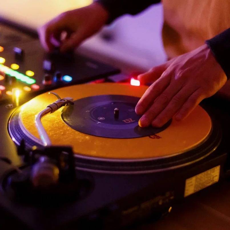 Music Bar
