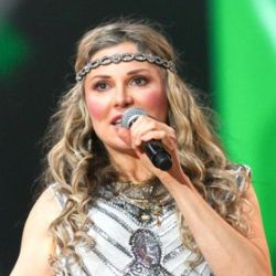 ЛАРИСА ЧЕРНИКОВА
