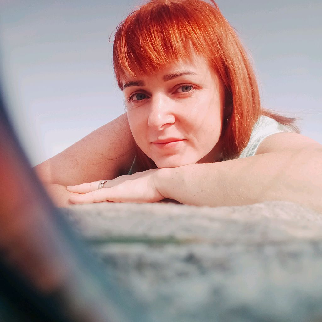 Анна рыжая
