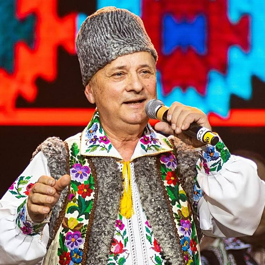 Музика популарэ молдовеняскэ. Нунта. Петречере.