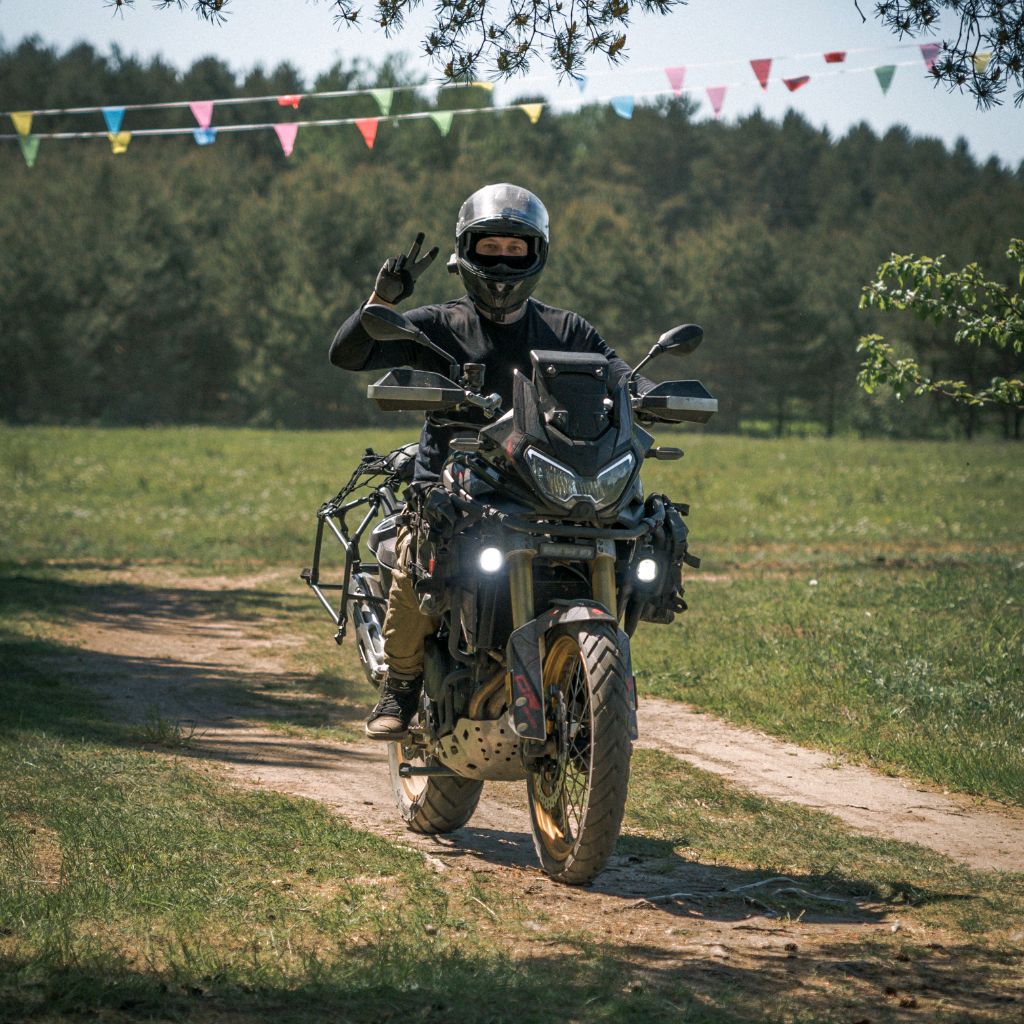 Moto_Rorshah