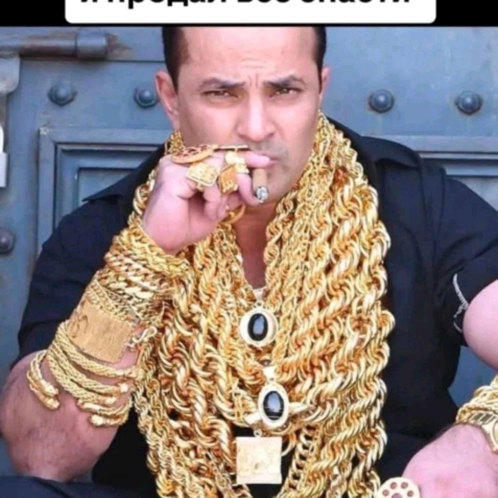 Спаситель кокосовых гусениц