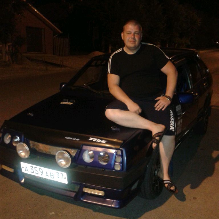 В гараже у механика 37.