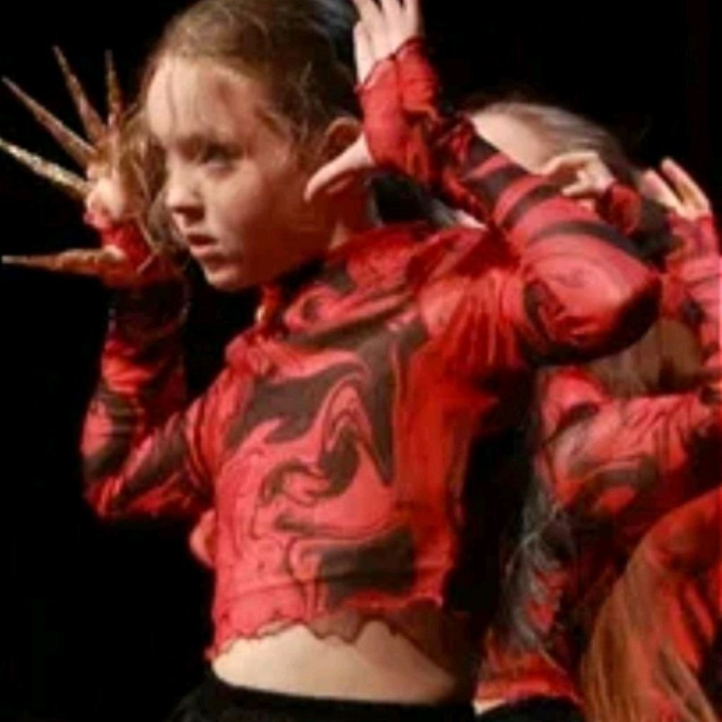ANIA DANCE