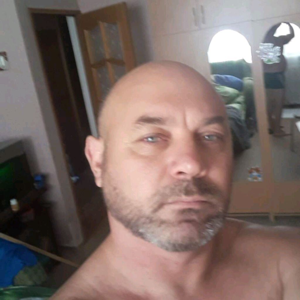 Владимир Сафронов.