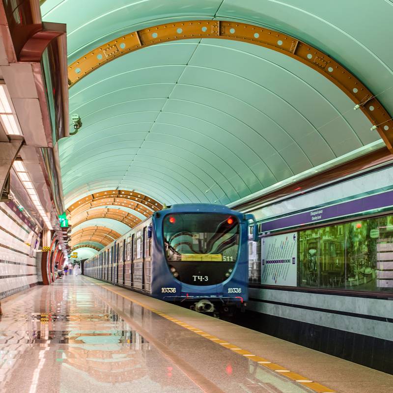 Профессионал в метро
