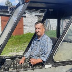 Александр Бобров
