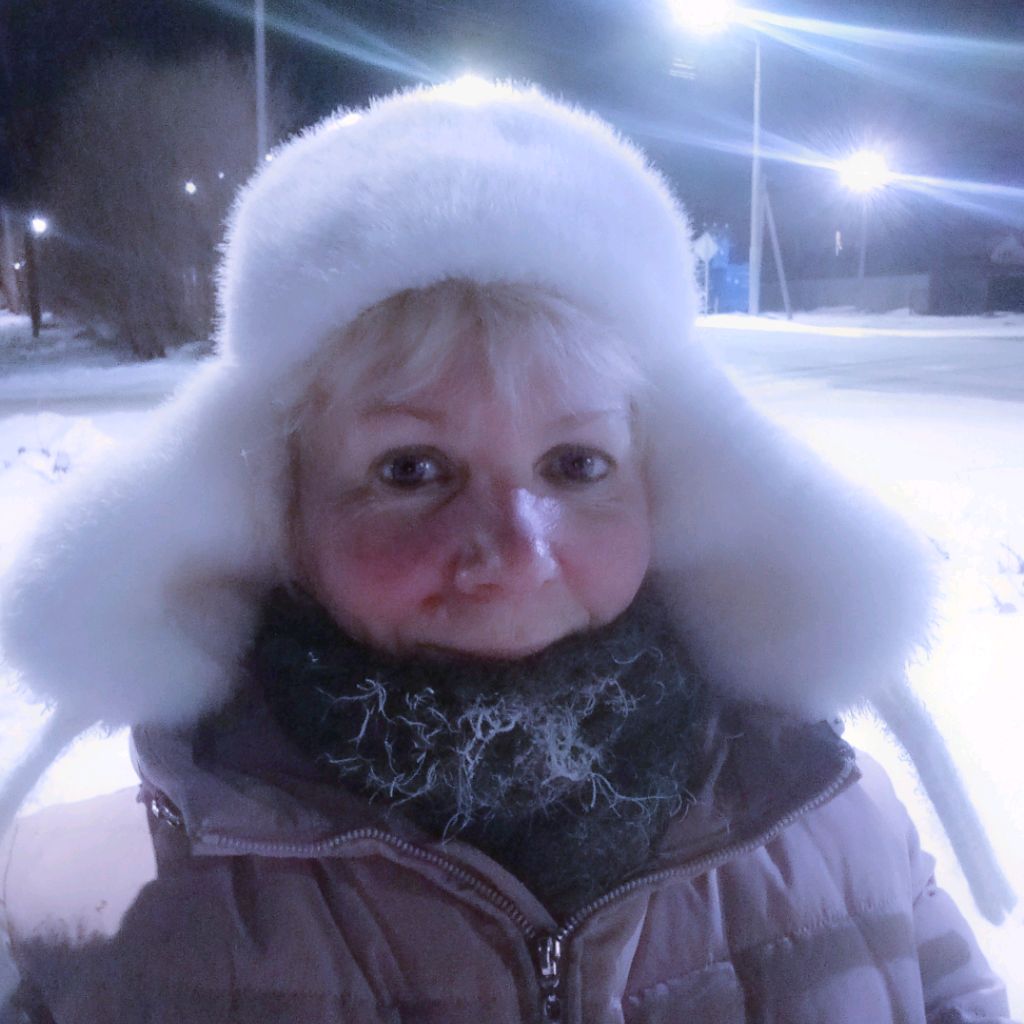 Svetlana44718975