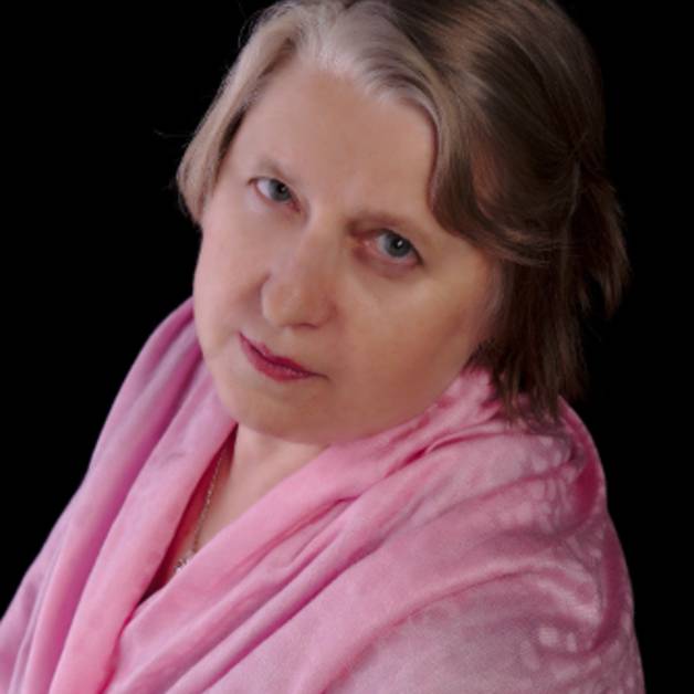 Лариса Адианова