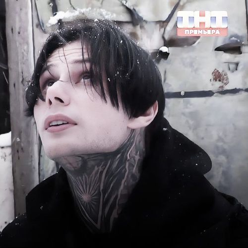 𝙳𝚒𝚖𝚜...🖤
