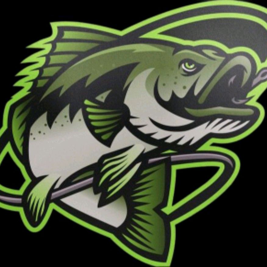 Рыбак на рыбалке🦈🎣🐟