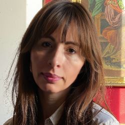 Dina Bold