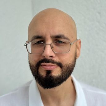 Репетитор Рушан Якубов