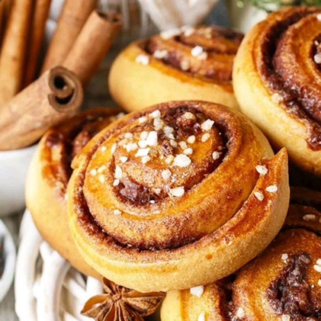 булочка с корицей