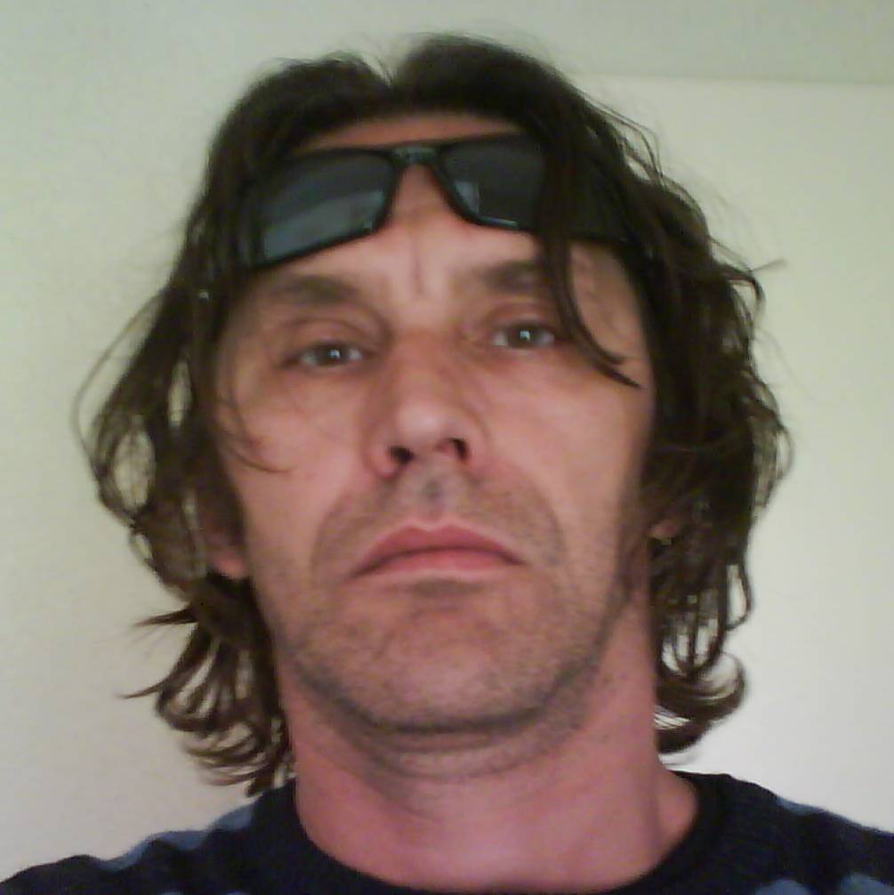 Юрий Анин
