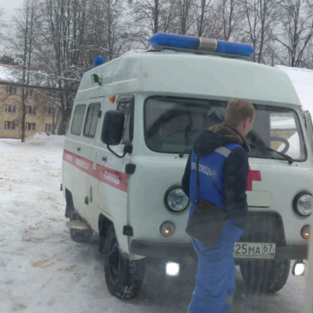 Дениска8703