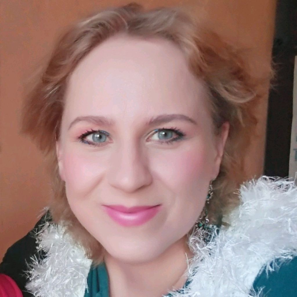 Захарова Елена