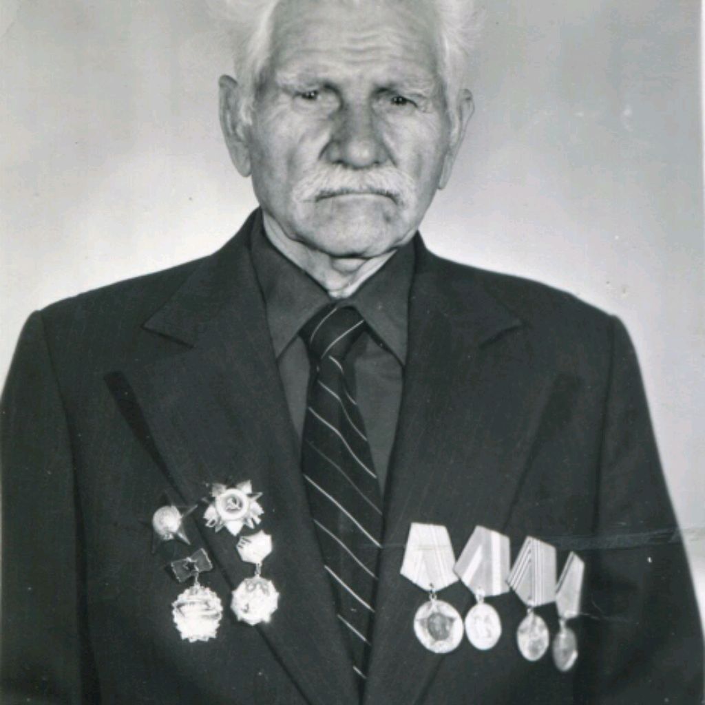 Некрасов Евгений