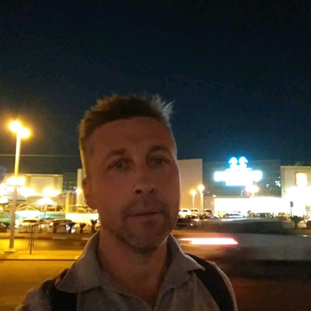Гена Грудинин