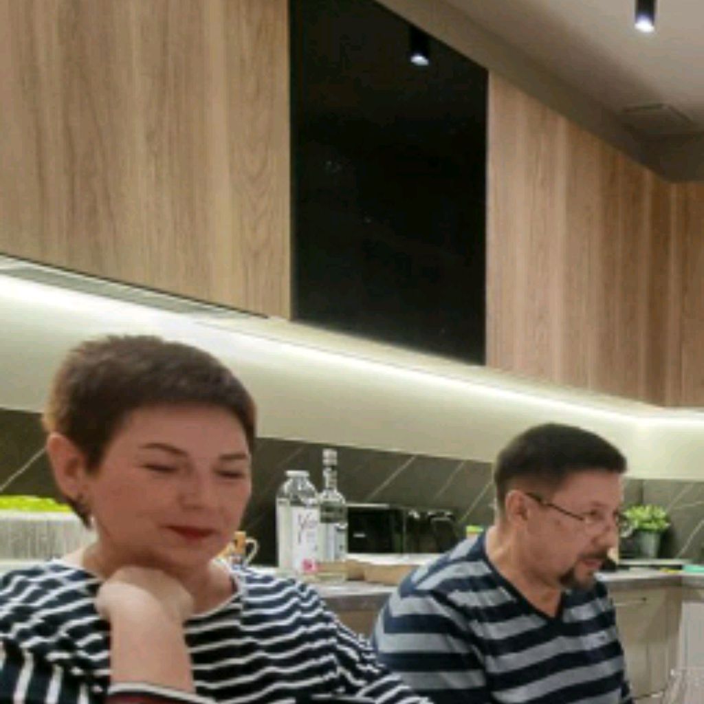 М.М.В.