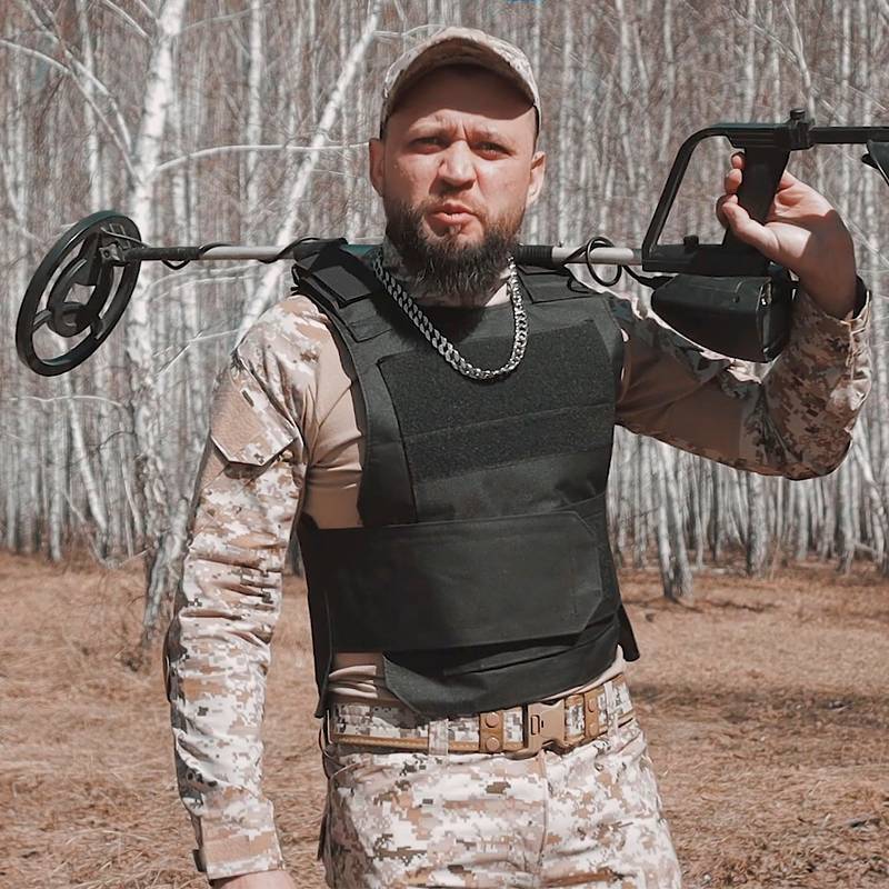 Женя Янеш