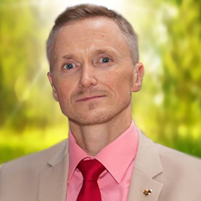 Александр Усанин